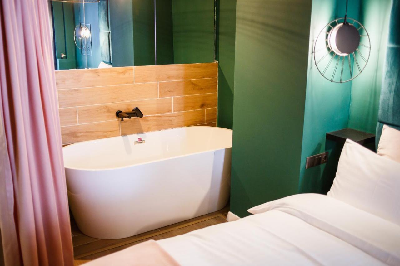 Green Velvet City Retreat Nagyvárad Kültér fotó